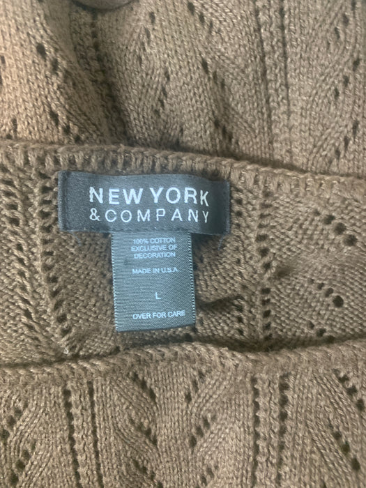 New York & Company Sweater Size Large