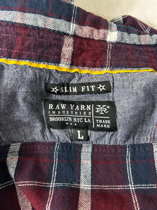 <p>Raw Yarn Industries Slim Fit Plaid Button Down Shirt Size Large