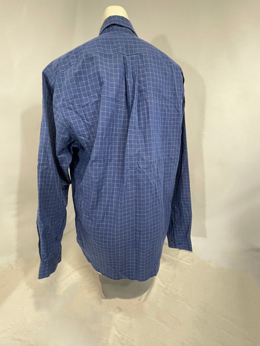 Eddie Bauer Wrinkle-Resistant Men's Long Sleeve Shirt, Size M