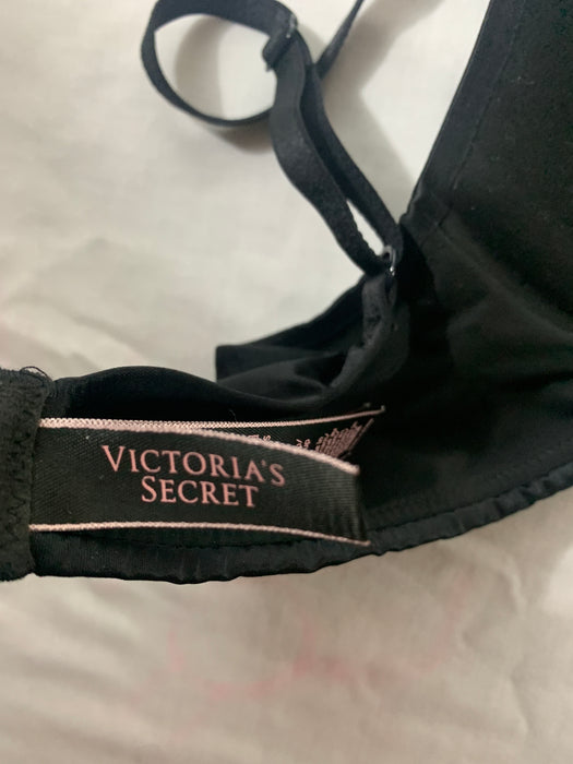 Victoria’s Secret Push Up Bra Size 32C