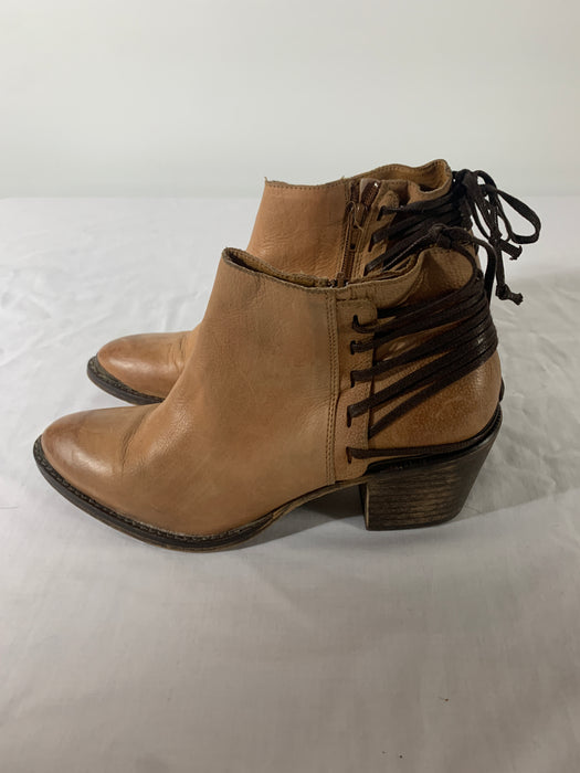 Anthropologie Klub Mico Boots Size 8
