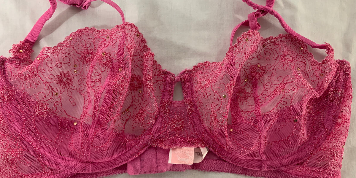 Victoria Secret PINK Lace front Bra 36D pre owned color Pink /Cream for  Sale in Philadelphia, PA - OfferUp