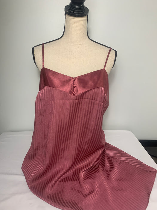 Amelia's Nightgown Size Large