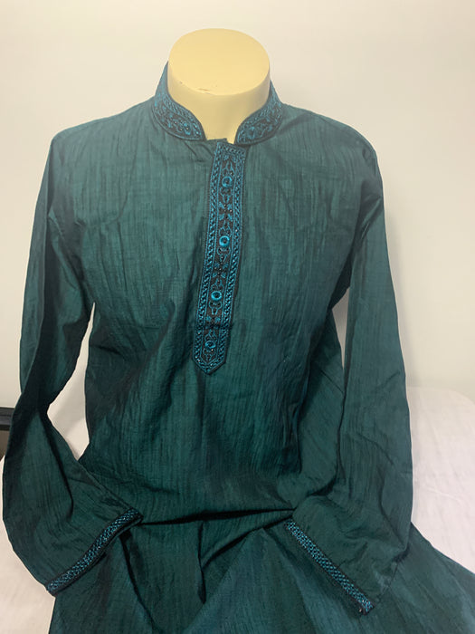 Khushaal Indian Outfit Size Large