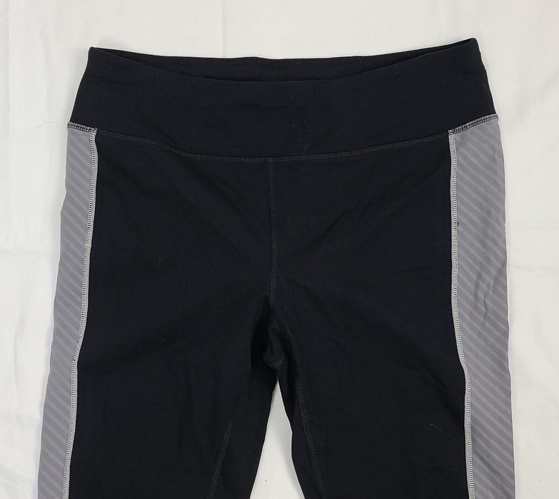 Tek Gear Shapewear black capri athletic leggings, size L — Family Tree  Resale 1