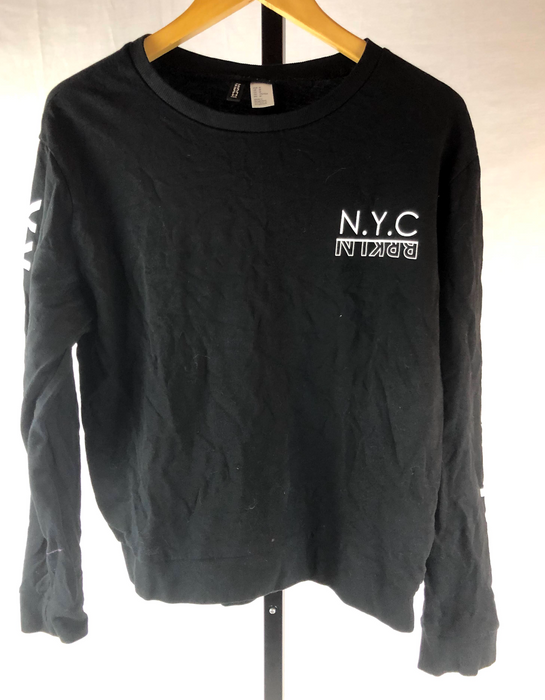 Girls or Boys Divided H&M N.Y.C. BRKLN Top Size M