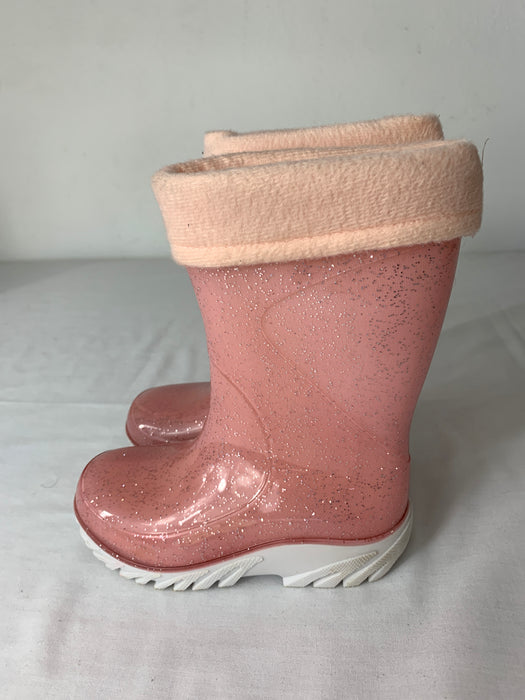 Warmer Rain Boots Size 7.5