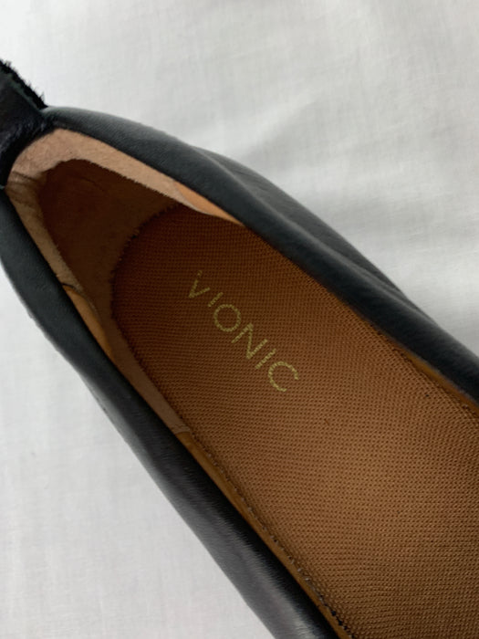 Vionic Shoes Size 8.5