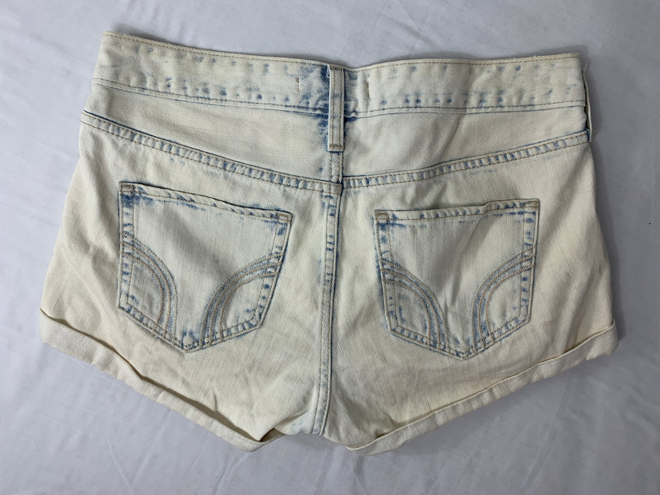 Hollister Womens Pants Size 5 — Family Tree Resale 1
