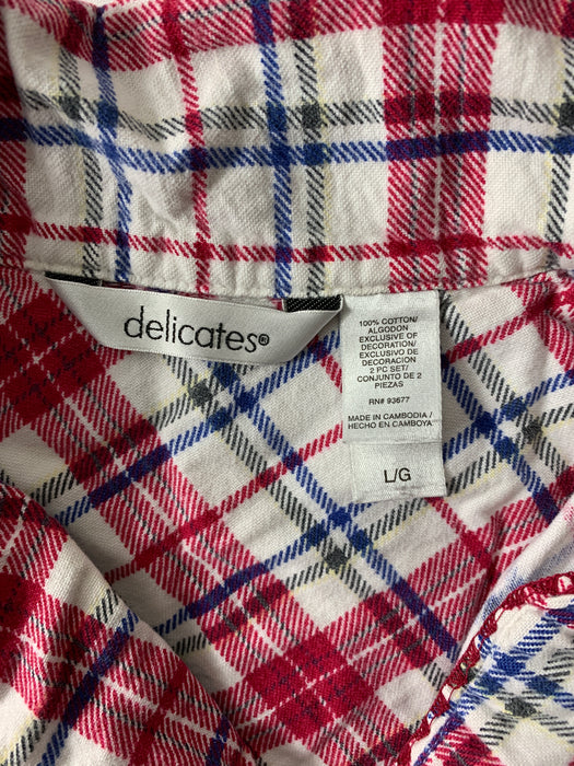 Delicates Womans Pajama Set size large