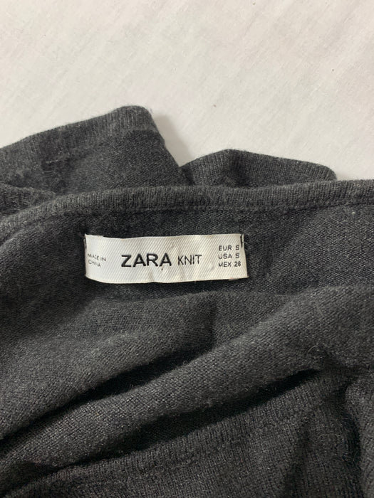 Zara Knit Brand Sweater Size Small
