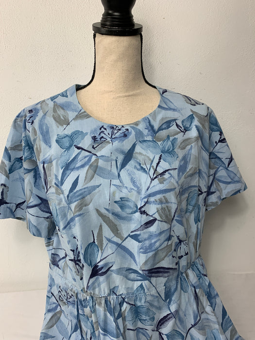 Womens Leaf Print Dress Size XL