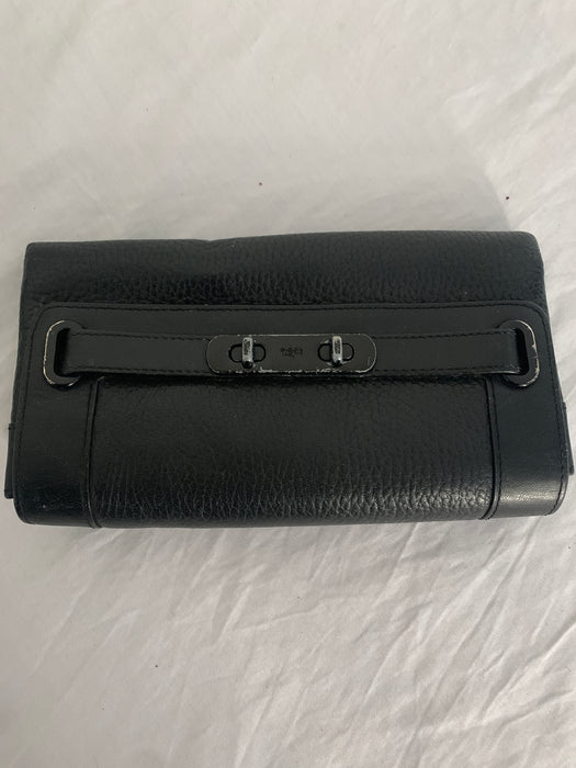 Coach Swagger Wallet
