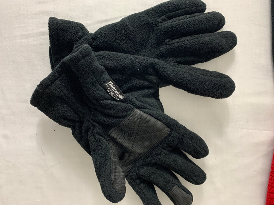 Paris France Male winter hats and Thinsulate winter gloves