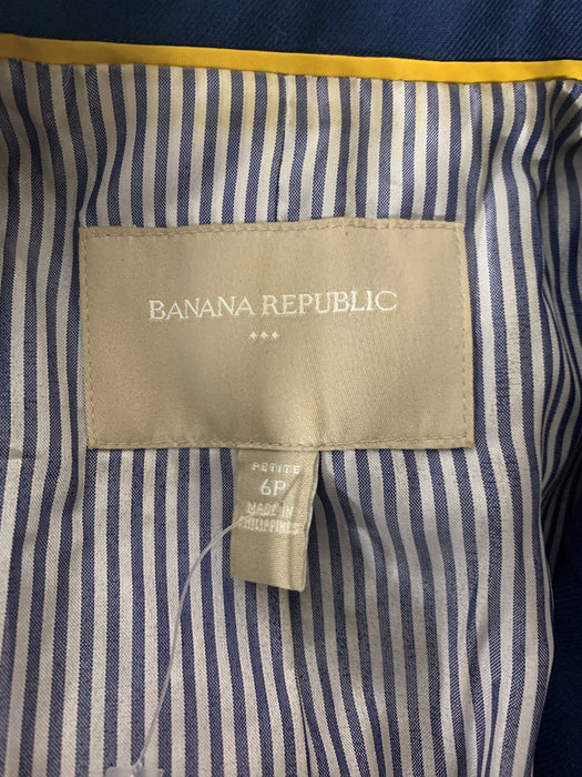 Banana Republic Blazer/Suit Jacket Size 6p