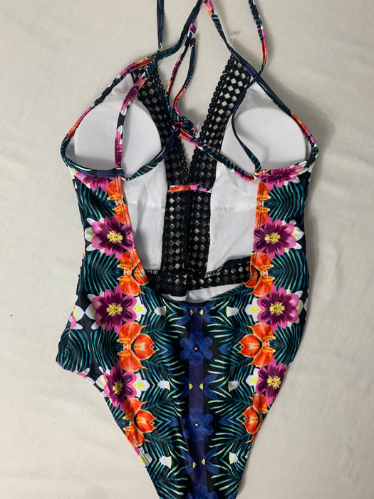 NWT Aonihua Swim suit Size Medium/Large