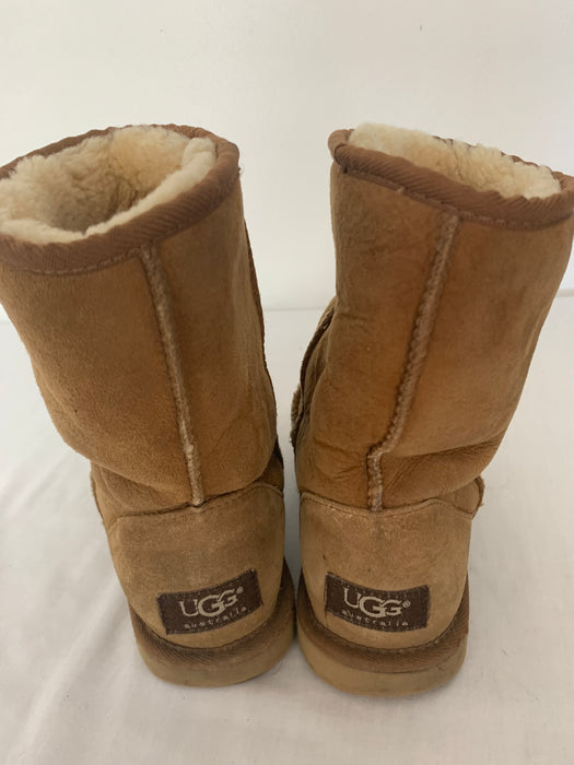 Ugg Boots Size 5