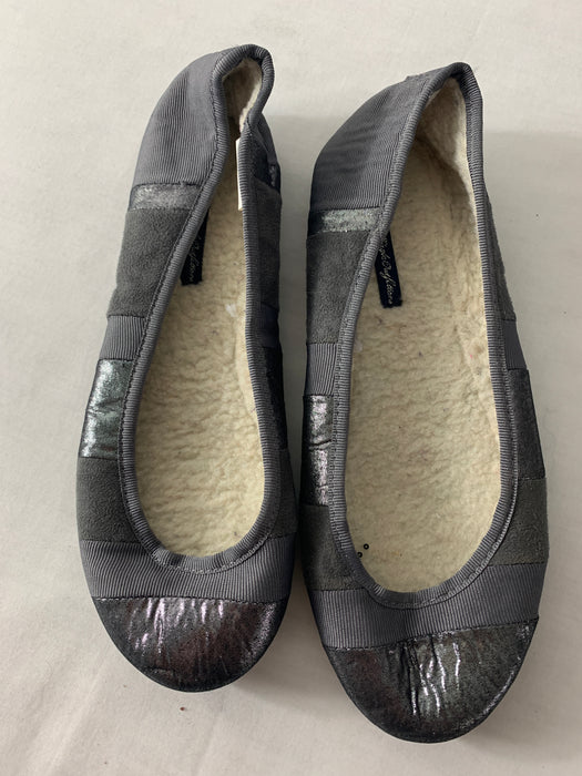 American Eagle Shoes Size 8