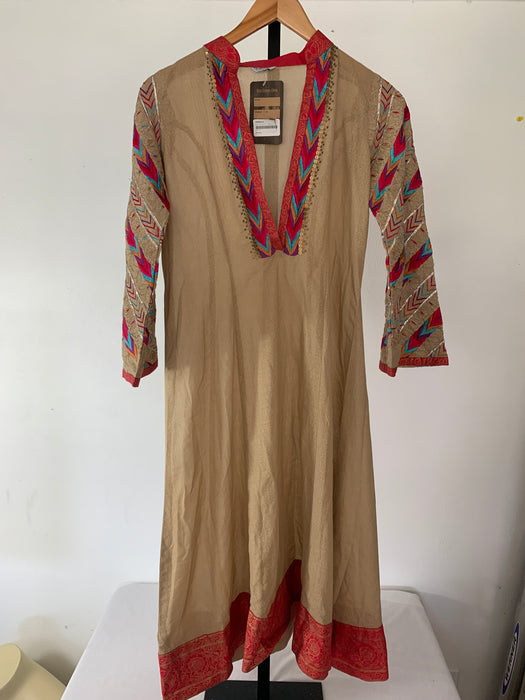 NWT Chinyere Dress Size Small