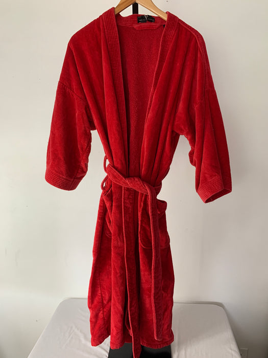 Saks Fifth Avenue Warm Robe Size S/M (O/S)