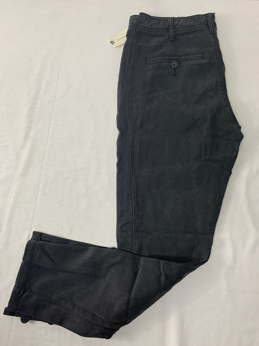 Anthropogle Womans Capri Pants size 6 New with tags