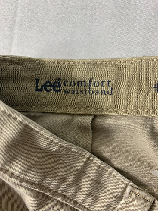 Lee Comfort Waistband Womans Pants Size 6 short