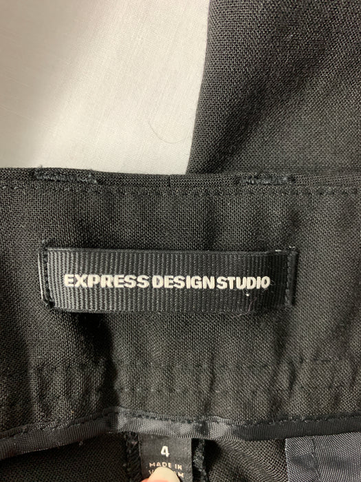 Express Design Studio Capri Pants 4