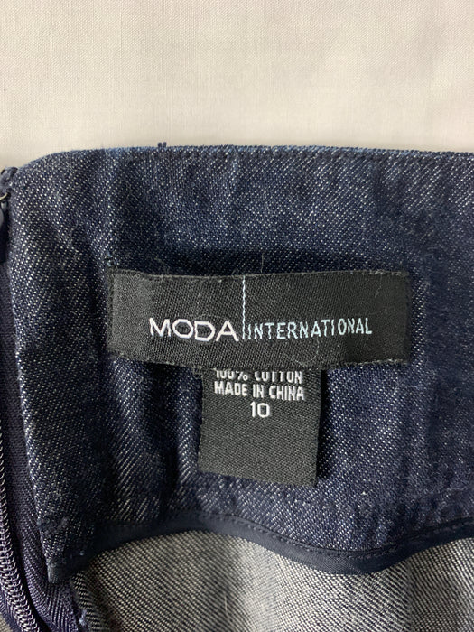 Moda International Jeans With Detailed Beaded Waist Size 10