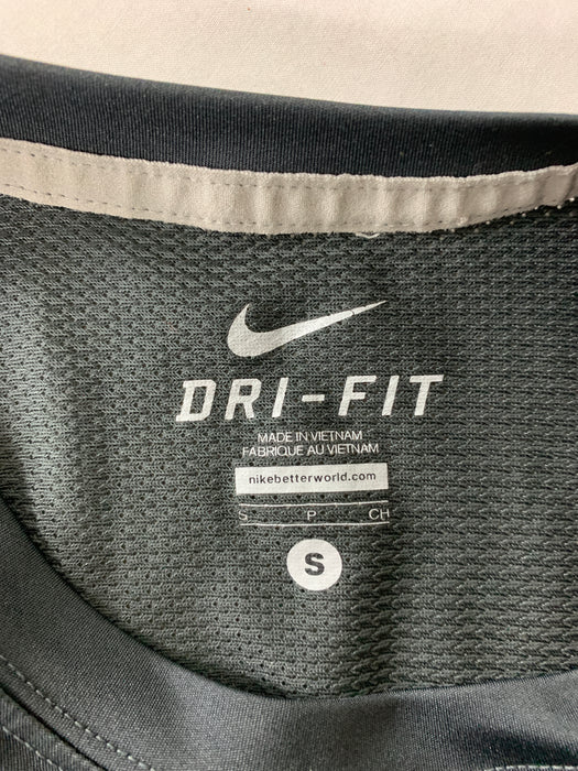 Nike Dri Fit Shirt Size Small