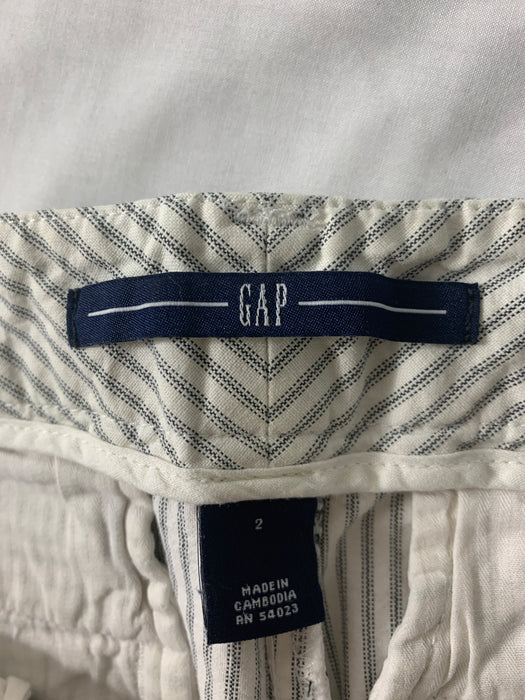 Gap Shorts Size 2