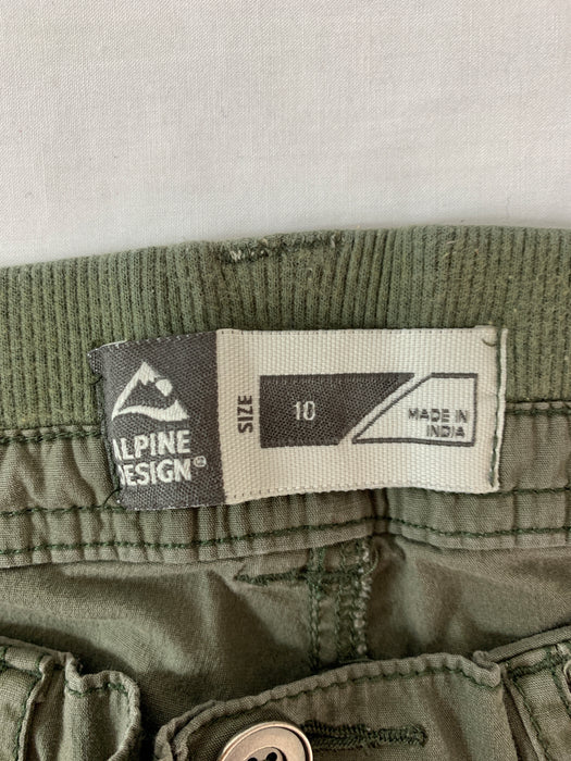 Alpine Design Shorts Size 10