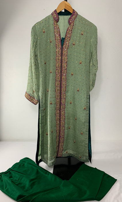 Indian Outfit Size Medium