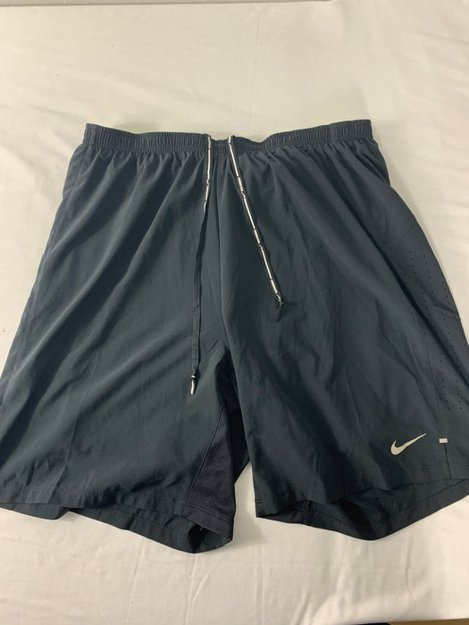 Nike Dri Fit Boy Shorts Size XL