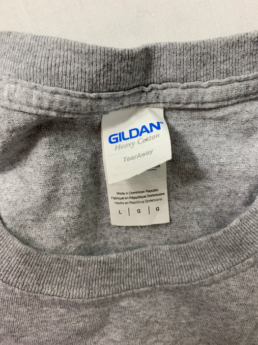 Gildan Shirt Size Large