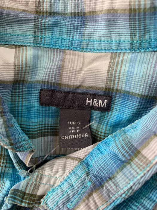 H&M Mens Shirt Size Small (runs small)