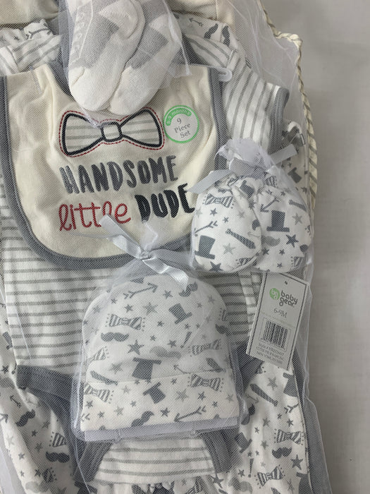 NWT Bundle Baby Gear Gift Package with 11 pieces of boy clothes size 6-9mo