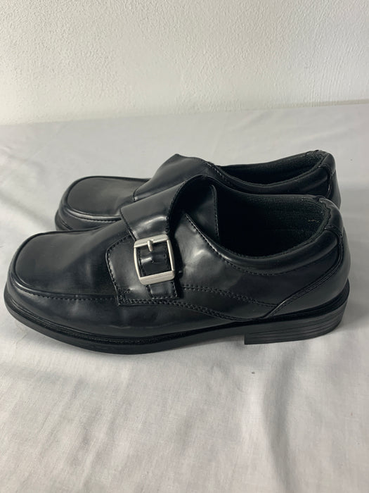 Sonoma Boys Shoes Size 5