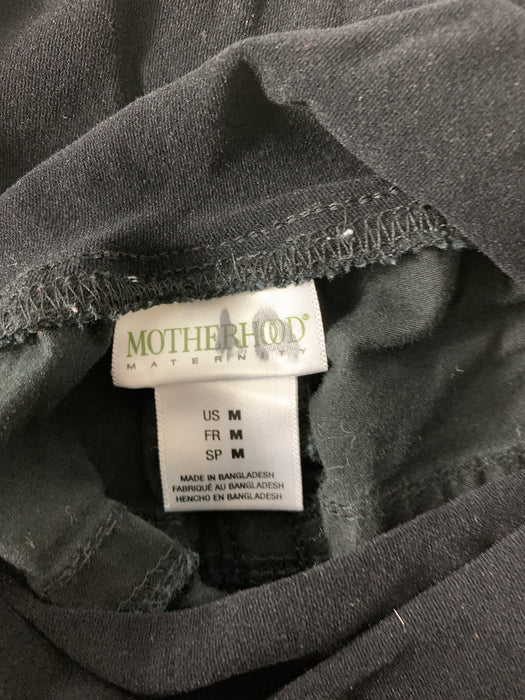 Motherhood Shorts Size Medium