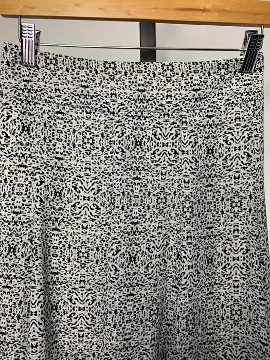 Nue Options Skirt Size 10