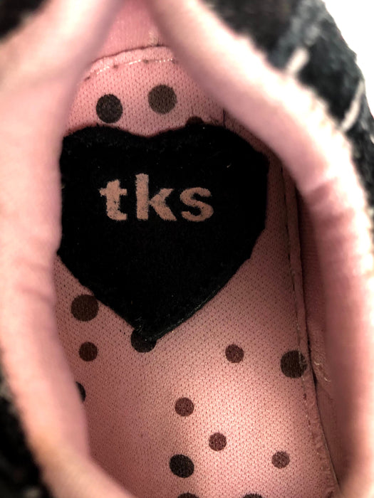 TKS Shoes Size 6