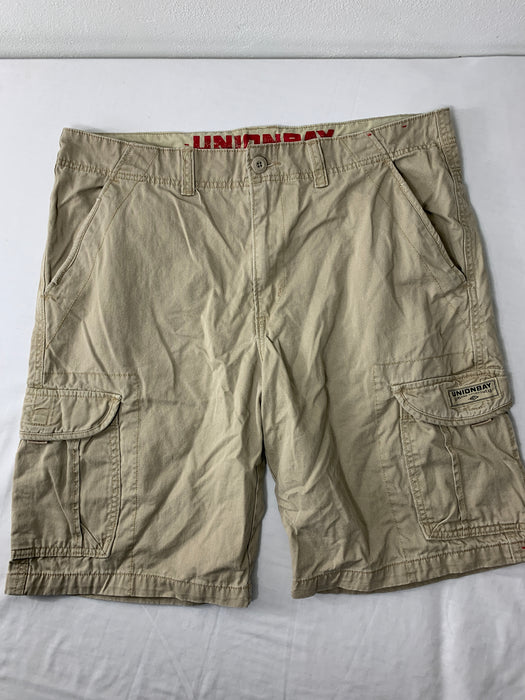 Quality Made Sportwear Mens Shorts Size 38