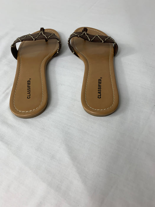 Classified Sandals Size 7