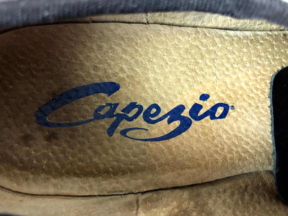 Capezio Tap Shoes Size 6