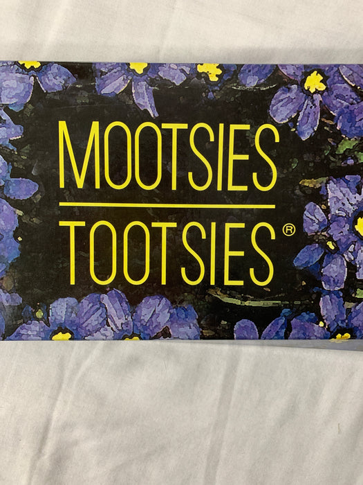 New with tags Mootsies Tootsies Woman Shoes Size 8.5