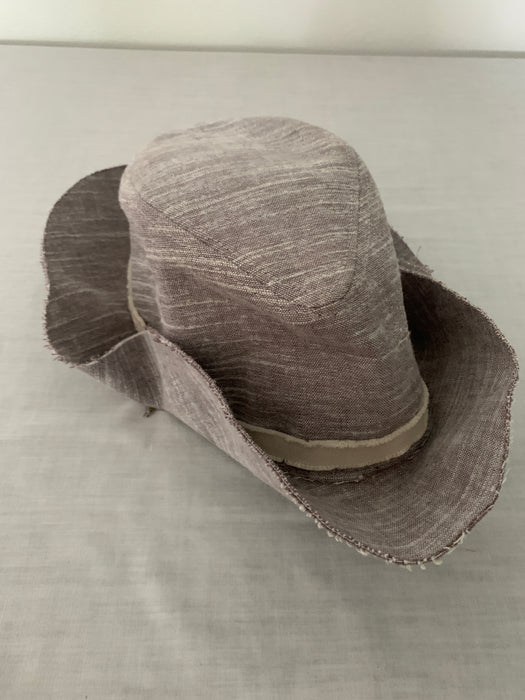 Zara Accessories Adorable Hat