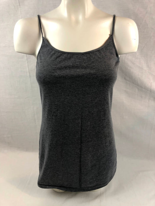 3 Piece Divided H&M and Moda Tank Top Bundle Size M