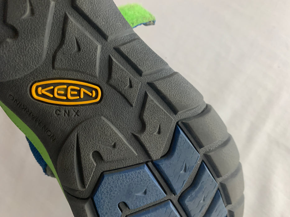 Keen Kid shoes Size 3