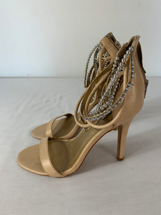 Forever 21 Beautiful Beaded Shoes Size 7