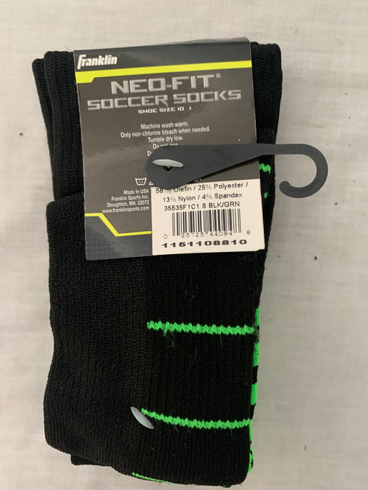 NWT Franklin Neo fit soccer socks size small