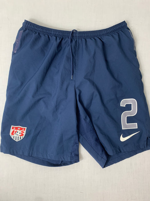 Nike USA Soccer Shorts Size Medium